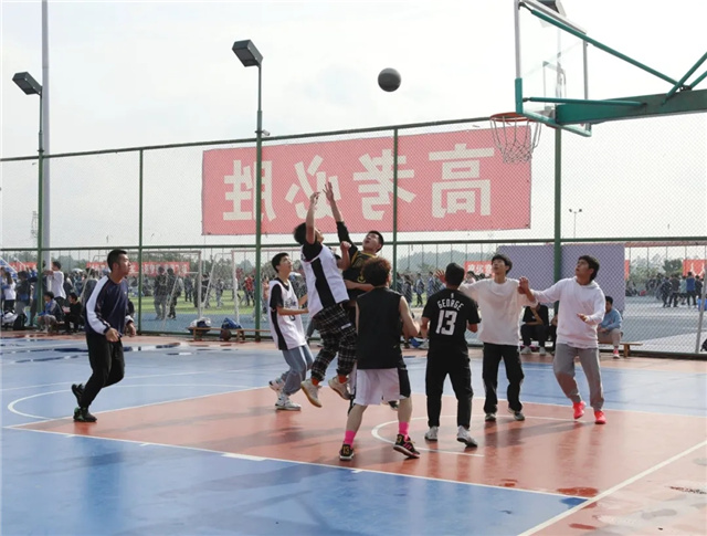 23班篮球.jpg