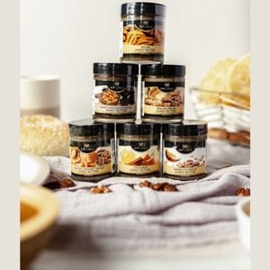 Desserts with 亚洲s色大片在线观看 Honey Butters